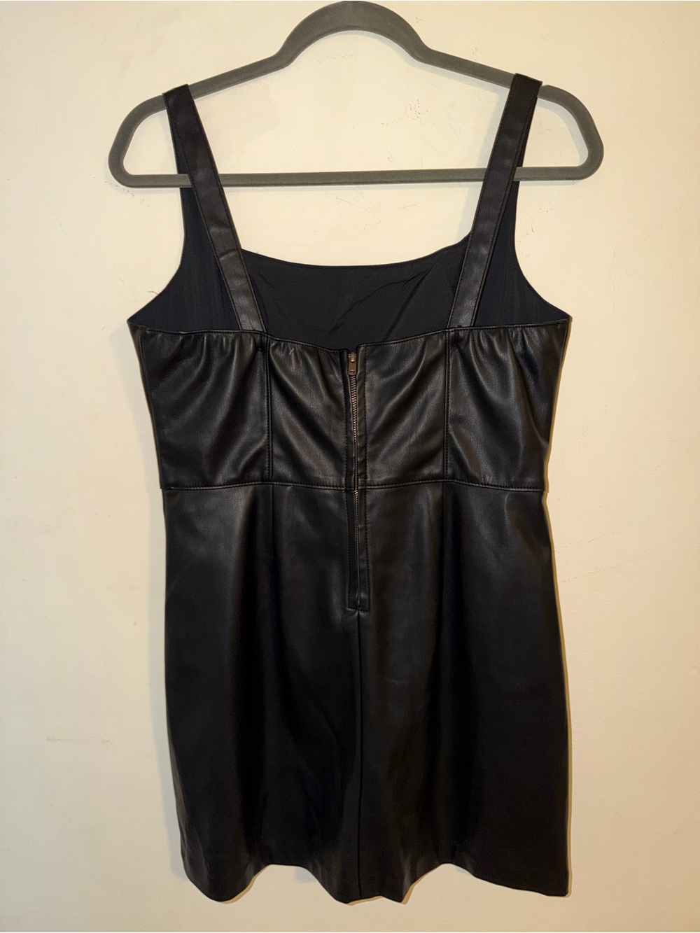 Abercrombie & Fitch Black Faux Leather Pinafore Mini Shift Dress - MP - Picture 2 of 8